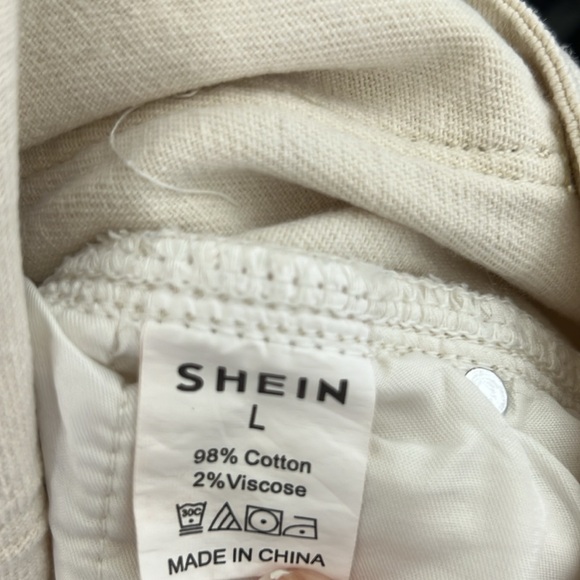 Cream Jean shorts - Picture 4 of 5